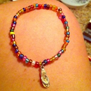Bracelet with flip flop charm!