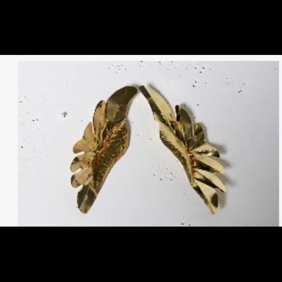 Earwings 🔥 - Picture 2 of 2