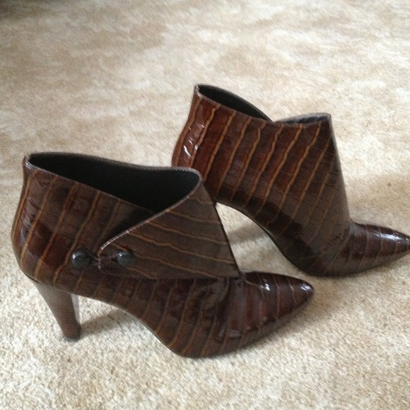 Sold - Picture 2 of 4