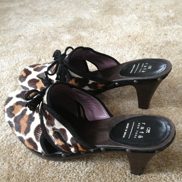 Sold - Picture 2 of 4