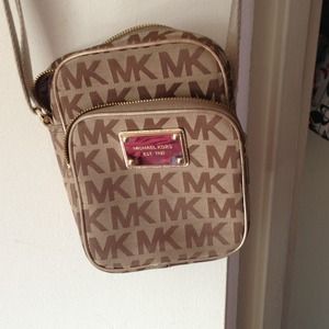 Michael Kors Crossbody Bag