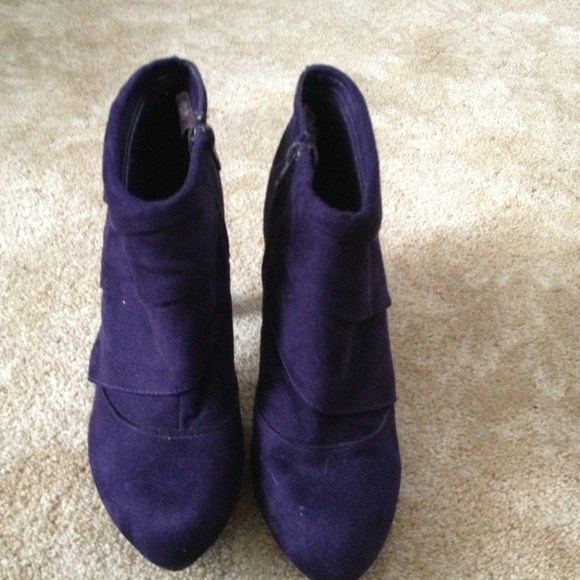 Sold - Picture 3 of 4