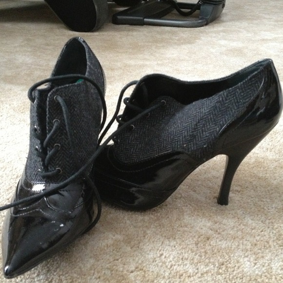 Sold - Picture 2 of 3