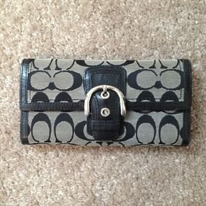 Authentic Coach Wallet