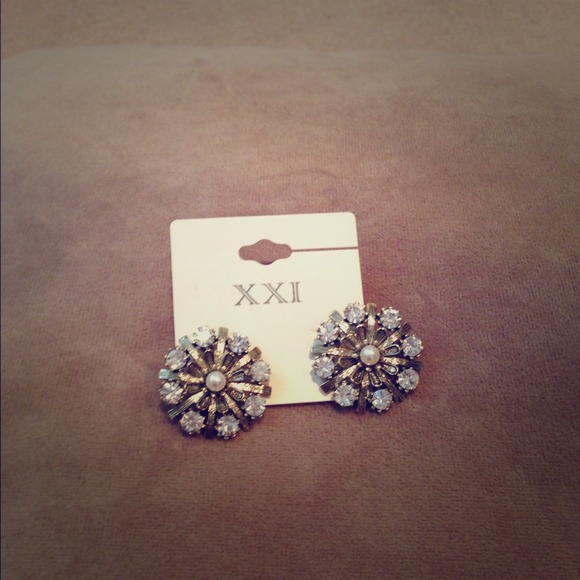 Forever 21 stud earrings