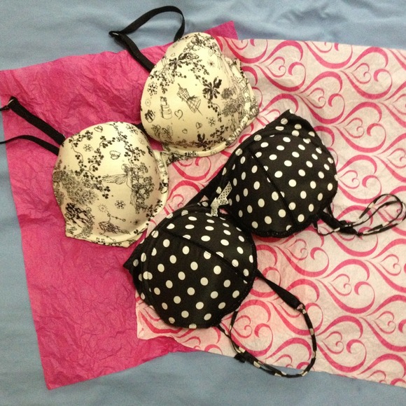Victoria's Secret bra bundle!!! RESERVED