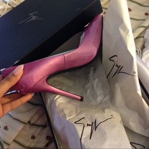 Giuseppe zanotti classic heels