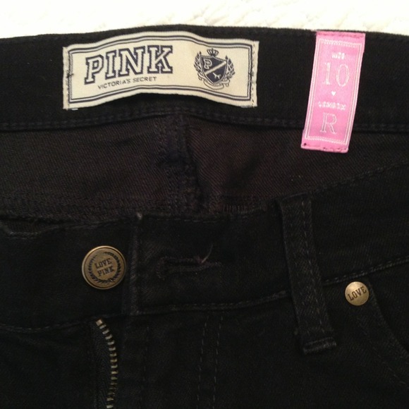 **SOLD**Victoria's Secret black denim skinny jeans