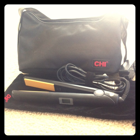 Chi ergonomic auto digital ceramic flat iron