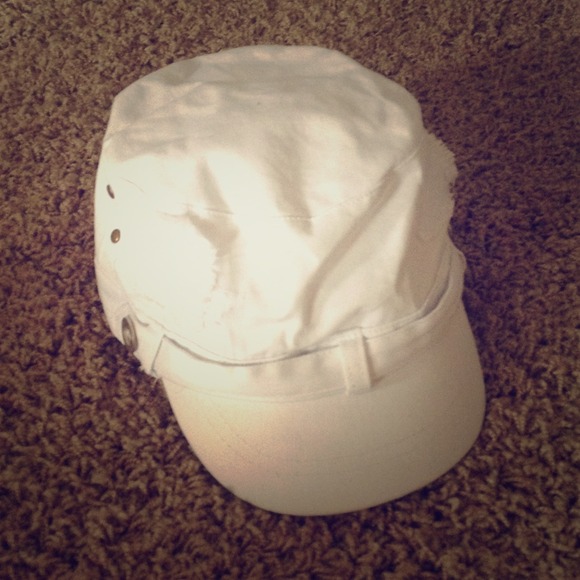 Sold!!!! PAC Sun White Cap
