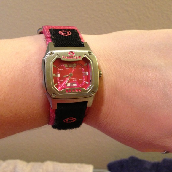 Freestyle "Shark" snowboarding watch