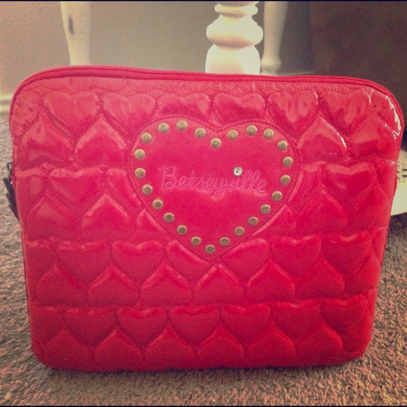 SOLD⭐Reduced AGAIN⭐Betseyville laptop case!