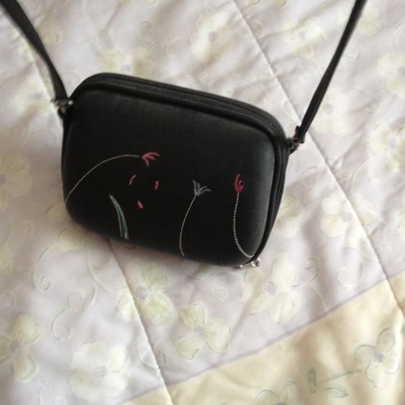 PRICE REDUCTION! Adorable black purse with flowers