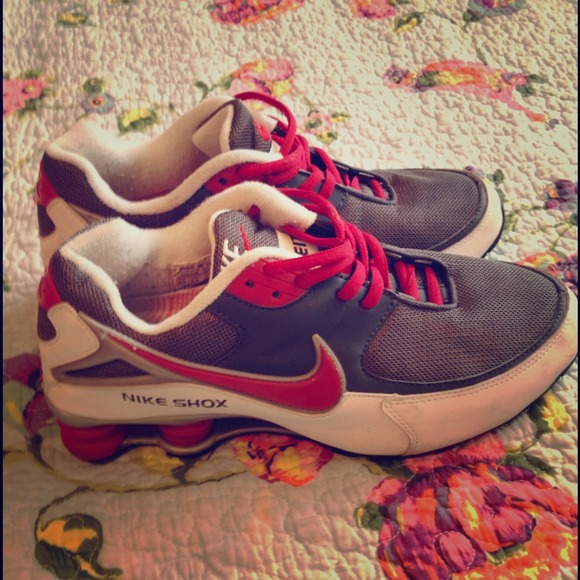 Nike Shox (Size 7 1/2 Women)