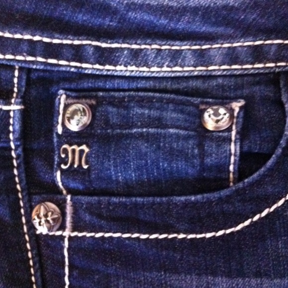 Miss Me Jeans. - Picture 3 of 4