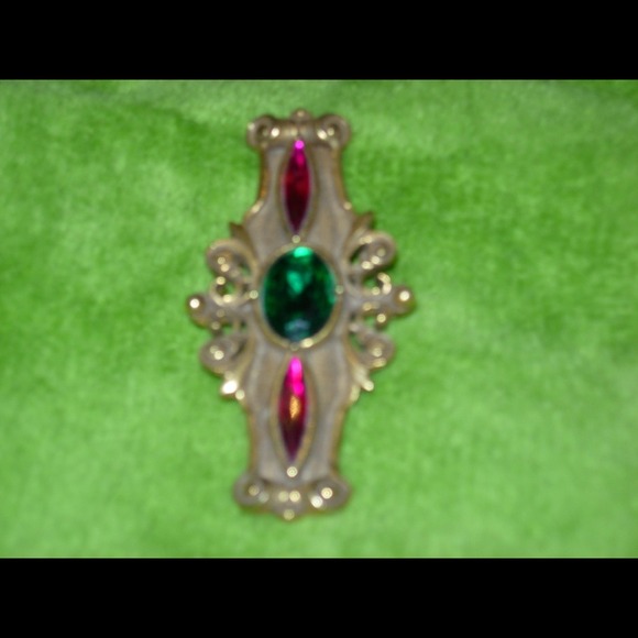 Beautiful Vintage Pin - Picture 2 of 3