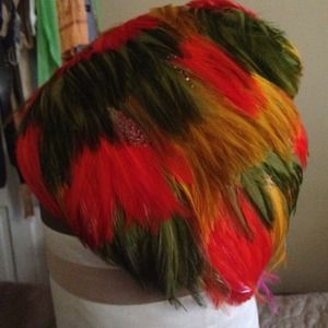 VINTAGE Feather hats