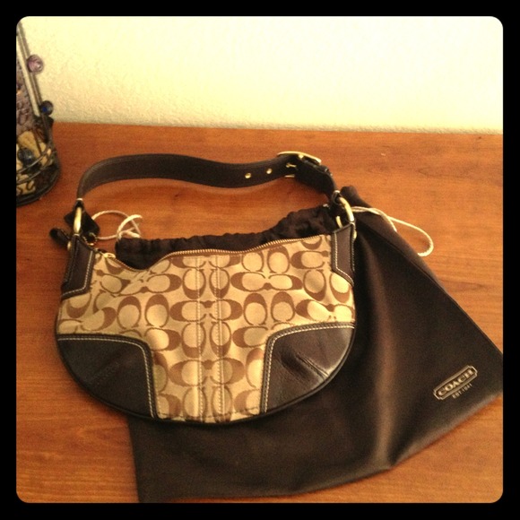 Coach hand bag