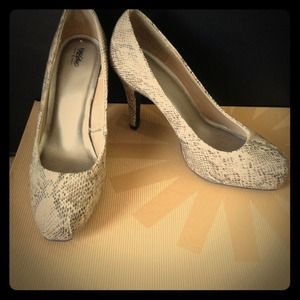 🎯TRADED🎯 MOSSIMO  high heels ( snake skin )