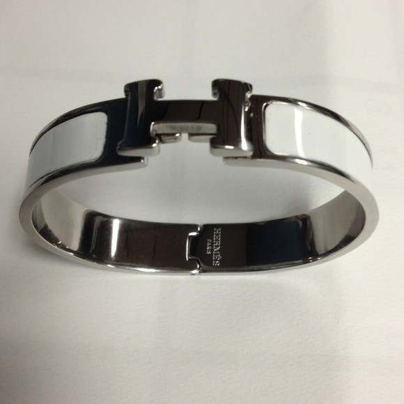NWOT H Style 316L Stainless Steel bracelet