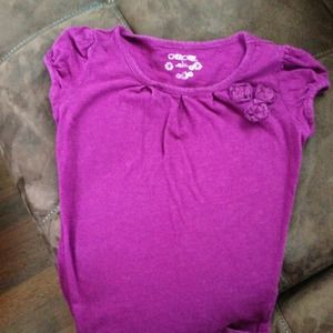 Girls/kids top barely worn