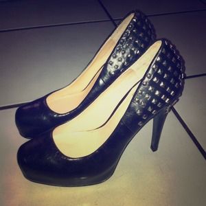SOLD DOLCE VITA STUDDED Heels pumps