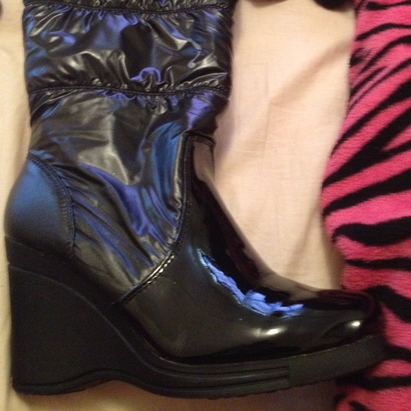 Bebe boots