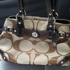 💢Last DAY💢💢Authentic Signature Coach Handbag