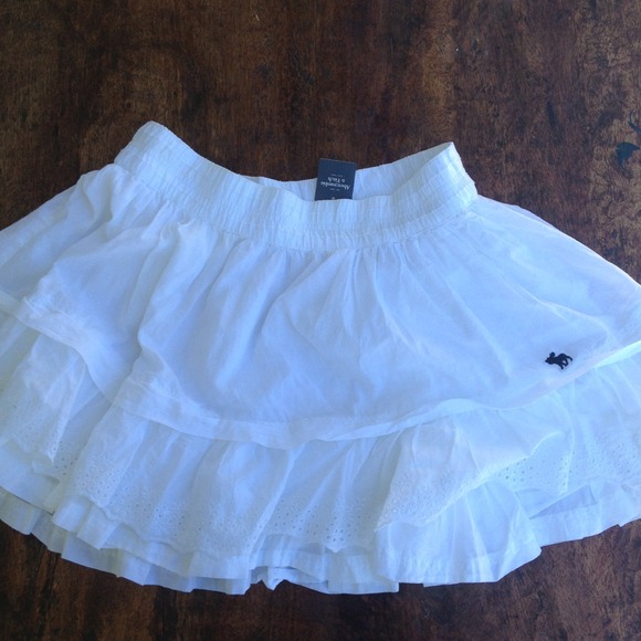Abercrombie eyelet skirt