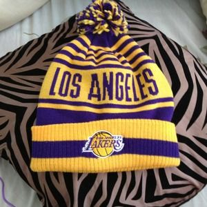 Lakers beanie 💜💛
