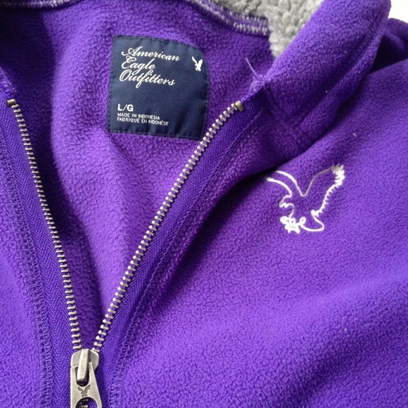 Sweatshirt - Picture 2 of 4