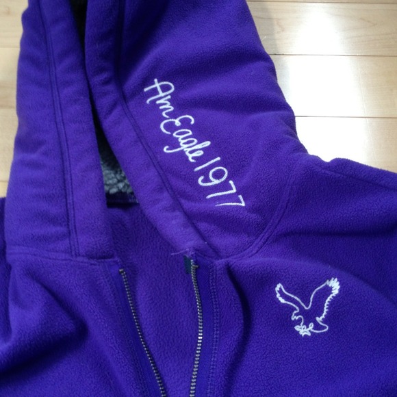 Sweatshirt - Picture 3 of 4
