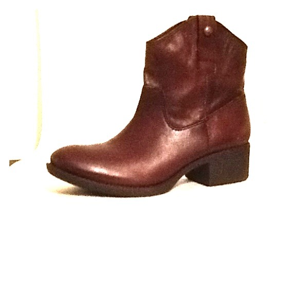 Gianni Binni Shoes - Gianni Binni boots never worn