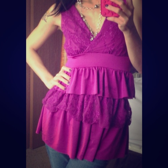 Beautiful top with laces