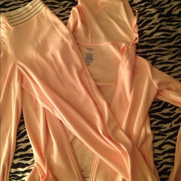 ✋HOLD✋almita41💥reduced!💥💥Pink workout set