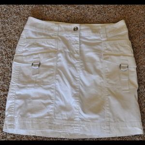 White House Black Market skirt. Size 4