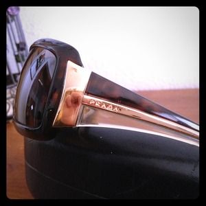 Traded decorator44 enjoy them!! Prada sunglasses