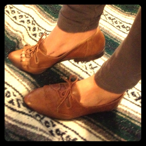 Leather handmade shoes from brazil. Vintage size 9