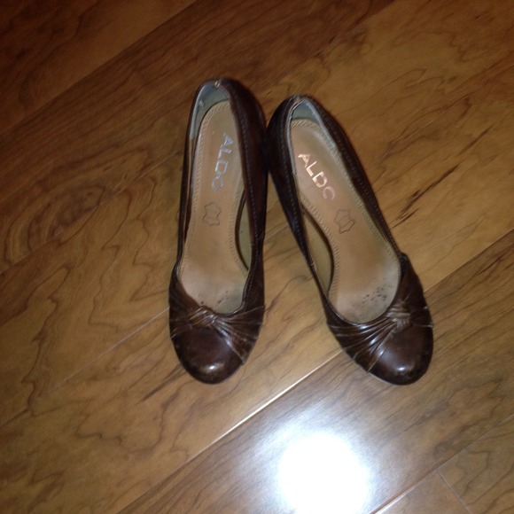Aldo Genuine Brown Leather shoes