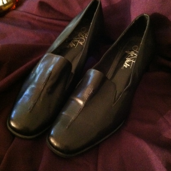 Leather uppers ! worn twice!reduced price!!!💝💝💝 - Picture 1 of 4