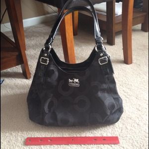 AUTHENTIC BEAUTIFUL COACH BAG!