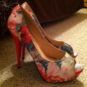 Charlotte Russe pumps!