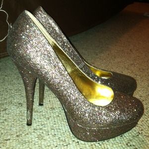 Charlotte Russe pumps!
