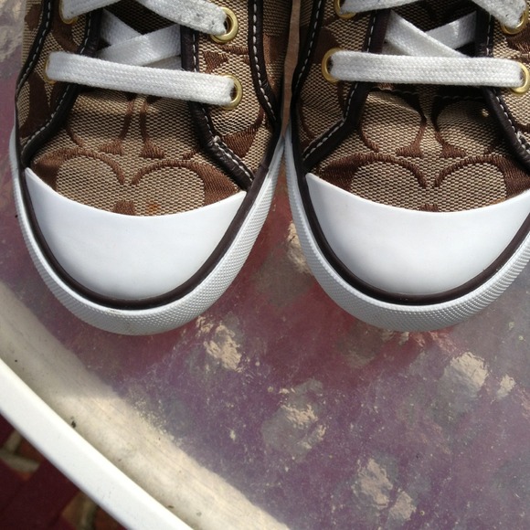 ~love my new coach shoes~ - Picture 2 of 3