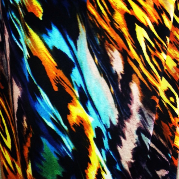 *NWT* Size 2X animal print colorful maxi dress - Picture 3 of 3