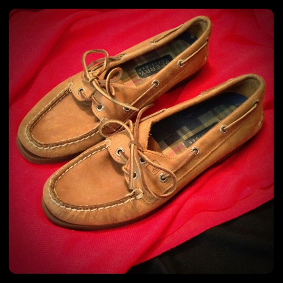 REDUCED Sperry Topsiders ⛵worn one time!! $45