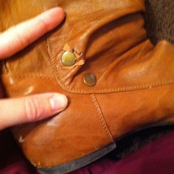 Sold!!!!!!!Tan boots - Picture 4 of 4