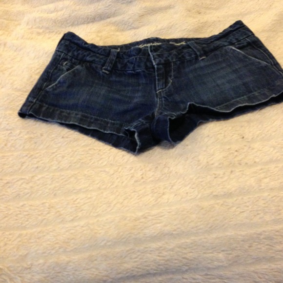 American Eagle size 4 Live Your Life jean shorties