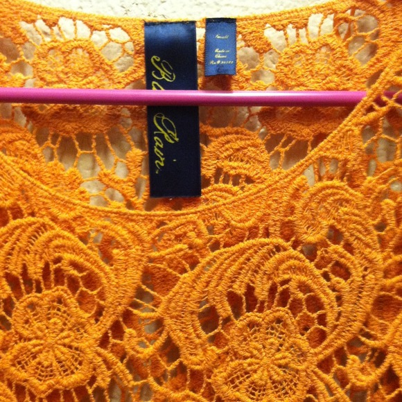 TRADED Pumpkin orange crochet top - Picture 2 of 3