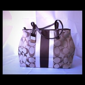 Authentic Coach Purse. New With Tags.